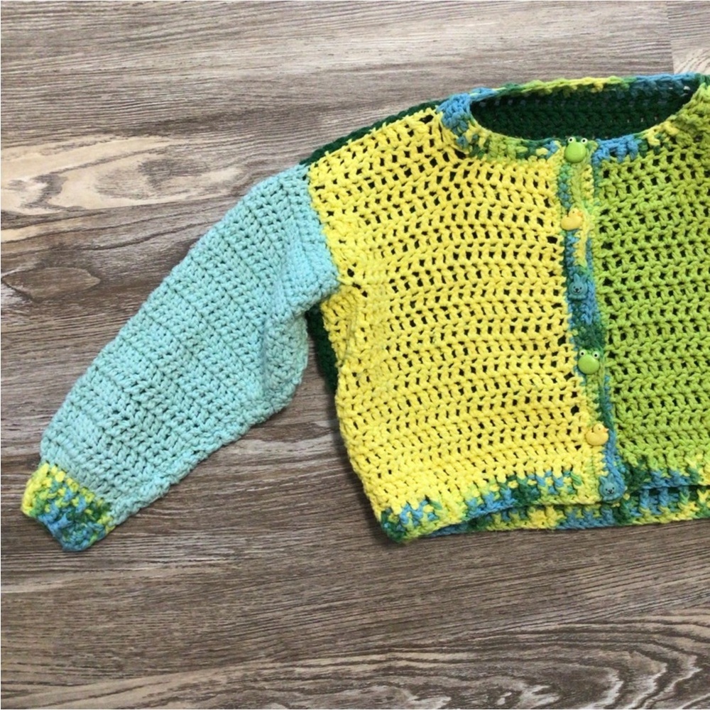 Homemade Crocheted Girls Cardigan Blue Yellow Green Duck Frog Rabbit Buttons - Picture 2 of 7